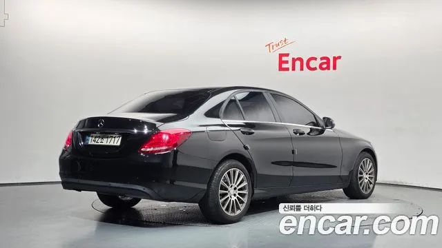 Mercedes-Benz C-Класс 2017 thumb 2