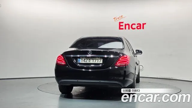 Mercedes-Benz C-Класс 2017 thumb 4