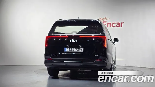 Kia Carnival 2024 thumb 4