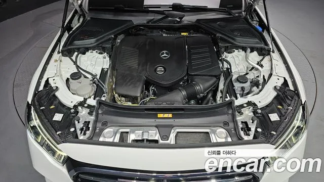 Mercedes-Benz E-Класс 2025 thumb 6