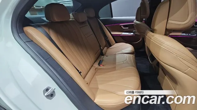 Mercedes-Benz E-Класс 2025 thumb 11
