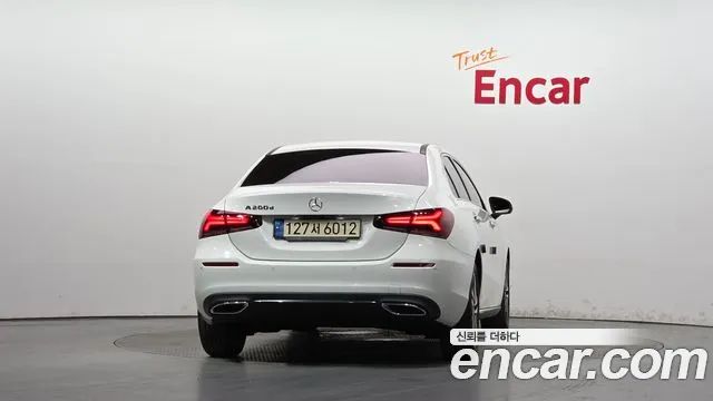 Mercedes-Benz A-Класс 2021 thumb 4