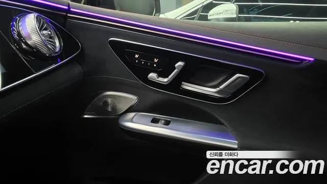 Mercedes-Benz EQE 2023 thumb 10