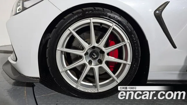 Genesis G70 2018 thumb 5