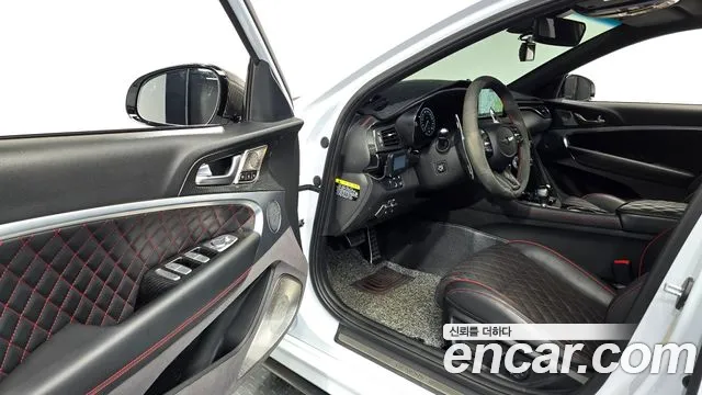Genesis G70 2018 thumb 10