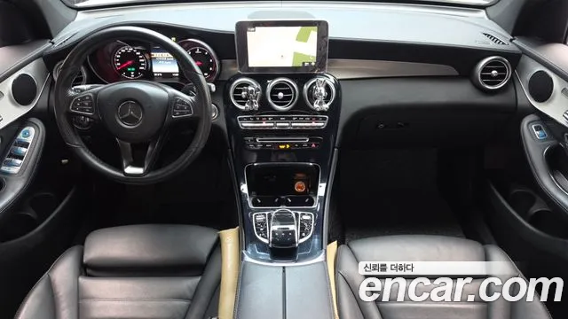 Mercedes-Benz GLC 2017 thumb 7