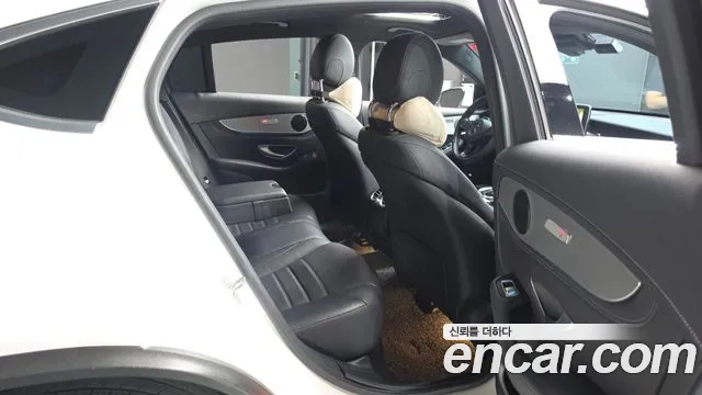 Mercedes-Benz GLC 2017 thumb 11