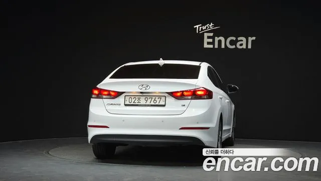 Hyundai Avante 2018 thumb 4