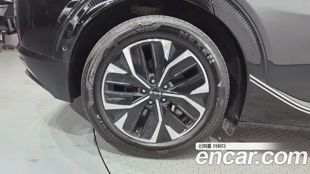 Kia EV6 2022 thumb 5