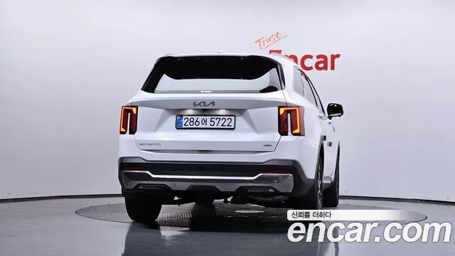 Kia Sorento 2025 thumb 4