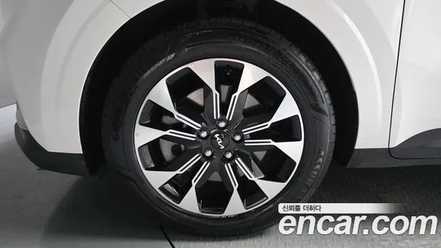 Kia Carnival 2022 thumb 5