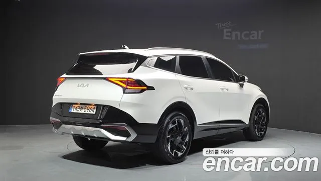 Kia Sportage 2023 thumb 2
