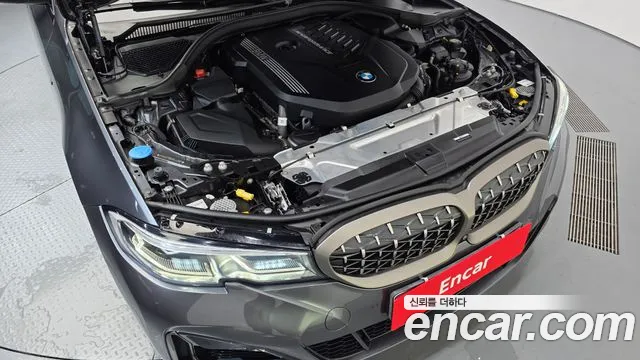 BMW 3-Series 2021 thumb 6