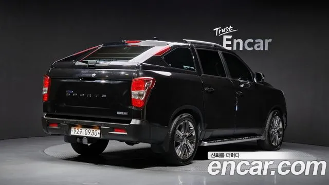 KG_Mobility_Ssangyong Rexton 2018 thumb 2