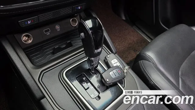 KG_Mobility_Ssangyong Rexton 2018 thumb 9