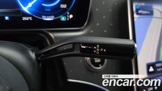 Mercedes-Benz EQE 2023 thumb 9