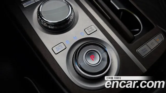 Genesis G80 2023 thumb 9