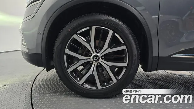 Renault-KoreaSamsung Koleos 2021 thumb 5