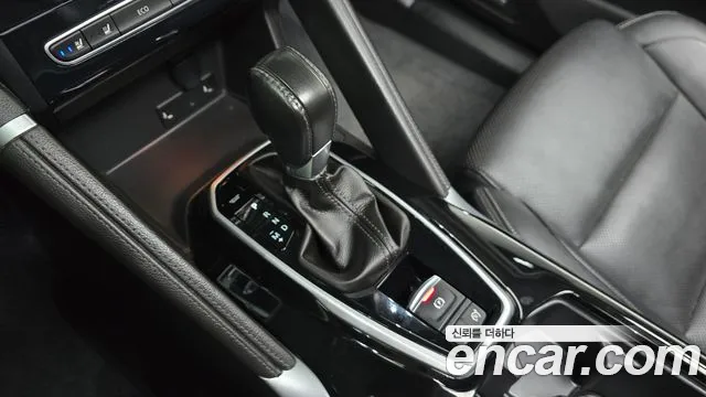 Renault-KoreaSamsung Koleos 2021 thumb 9
