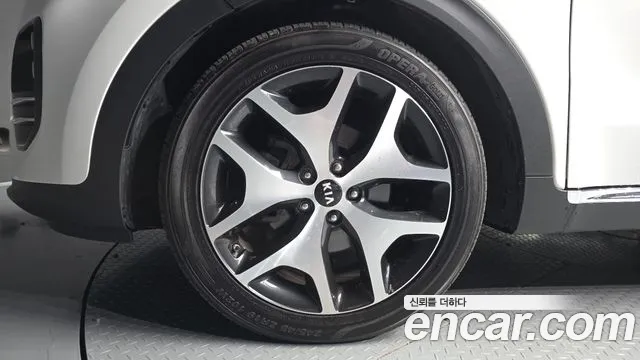 Kia Sportage 2016 thumb 5