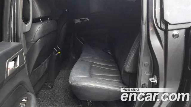 KG_Mobility_Ssangyong Rexton 2019 thumb 12
