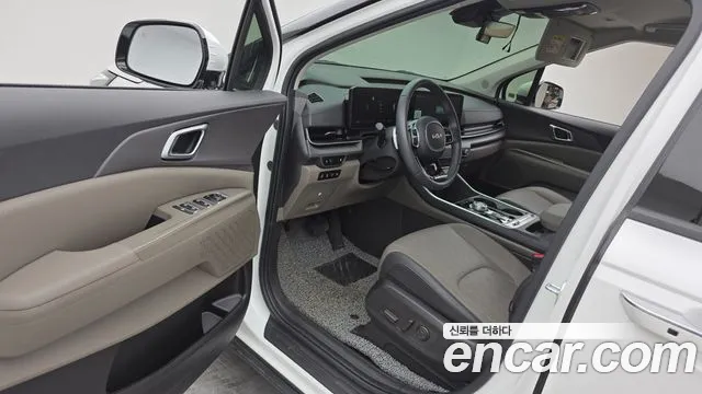 Kia Carnival 2024 thumb 10