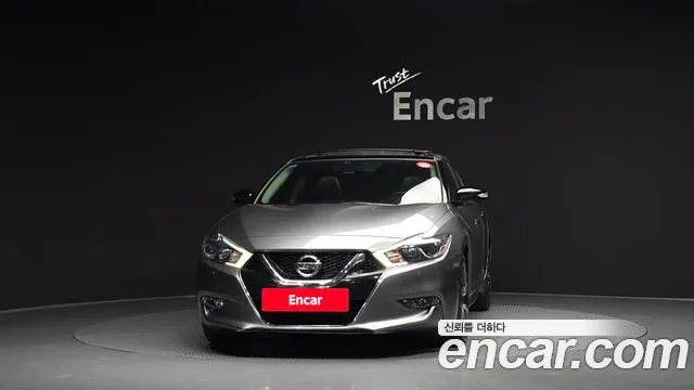 Nissan Maxima 2018 thumb 3