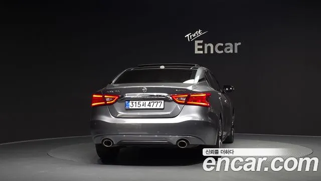 Nissan Maxima 2018 thumb 4