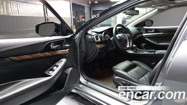 Nissan Maxima 2018 thumb 10