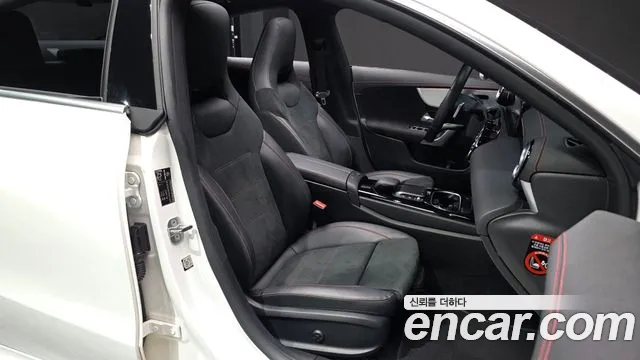 Mercedes-Benz CLA 2023 thumb 11
