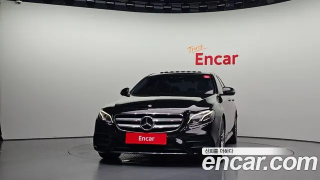Mercedes-Benz E-Класс 2019 thumb 3