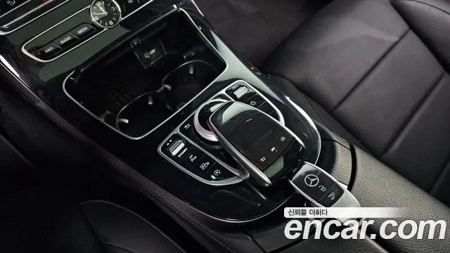 Mercedes-Benz E-Класс 2019 thumb 9