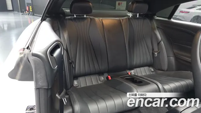 Mercedes-Benz E-Класс 2022 thumb 10