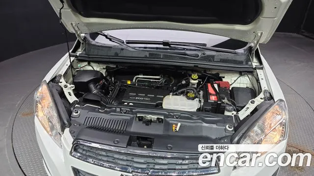 ChevroletGMDaewoo Tracker 2014 thumb 6