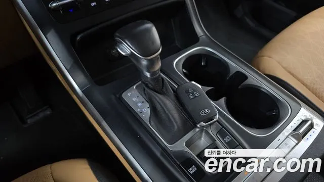 Kia Carnival 2020 thumb 9