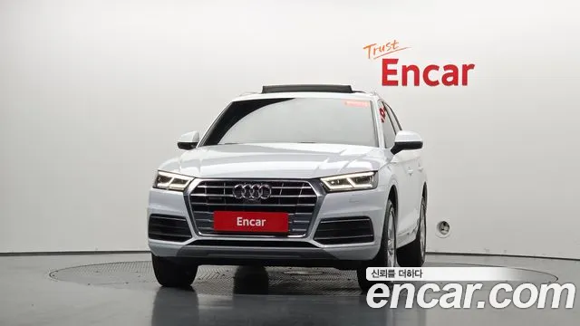 Audi Q5 2020 thumb 2