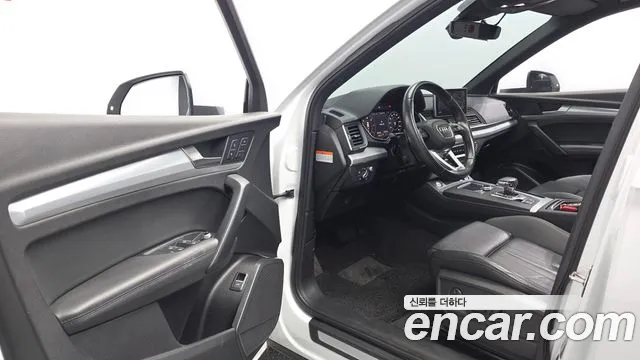 Audi Q5 2020 thumb 9