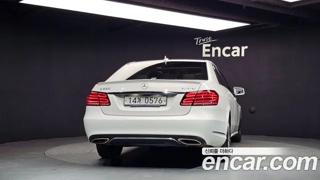 Mercedes-Benz E-Класс 2016 thumb 4