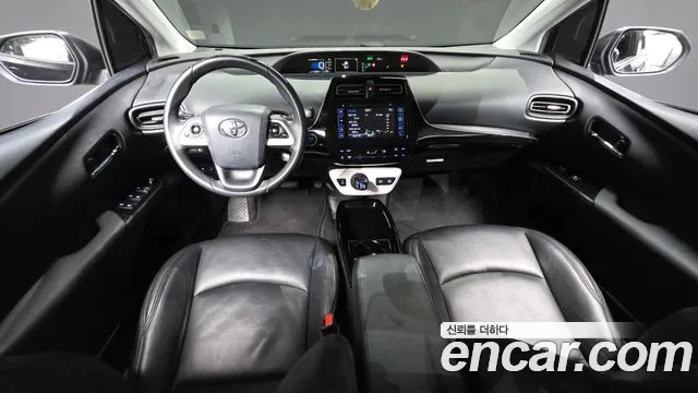 Toyota Prius 2017 thumb 7