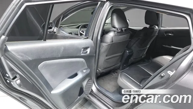 Toyota Prius 2017 thumb 12