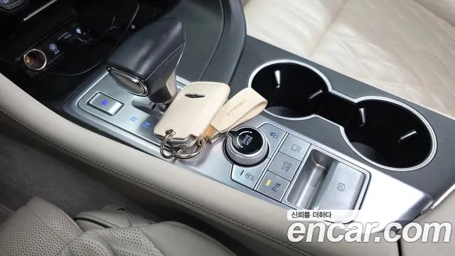 Genesis G70 2019 thumb 9