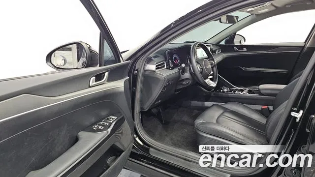 Kia K5 2022 thumb 10