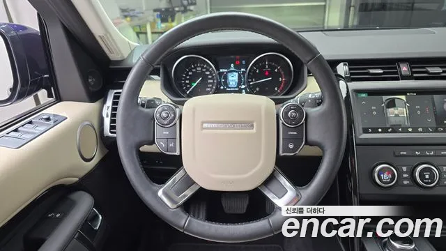 Land Rover Discovery 2018 thumb 12