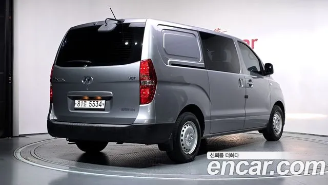 Hyundai Starex 2020 thumb 2