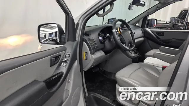 Hyundai Starex 2020 thumb 10