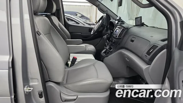 Hyundai Starex 2020 thumb 11