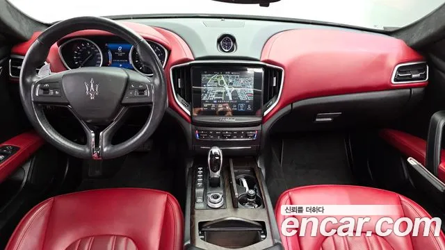 Maserati Ghibli 2016 thumb 7
