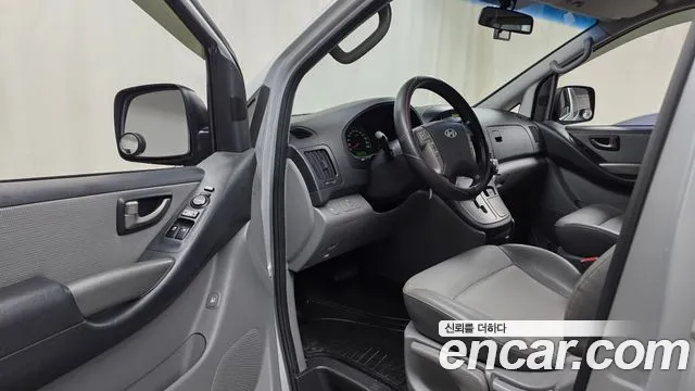 Hyundai Starex 2008 thumb 10