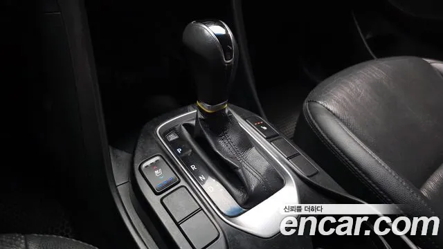 Hyundai Santa Fe 2013 thumb 9