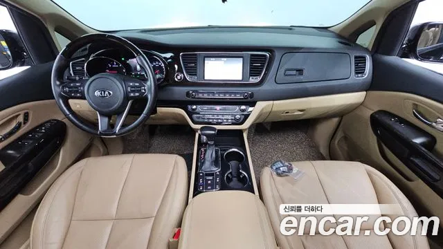 Kia Carnival 2018 thumb 7